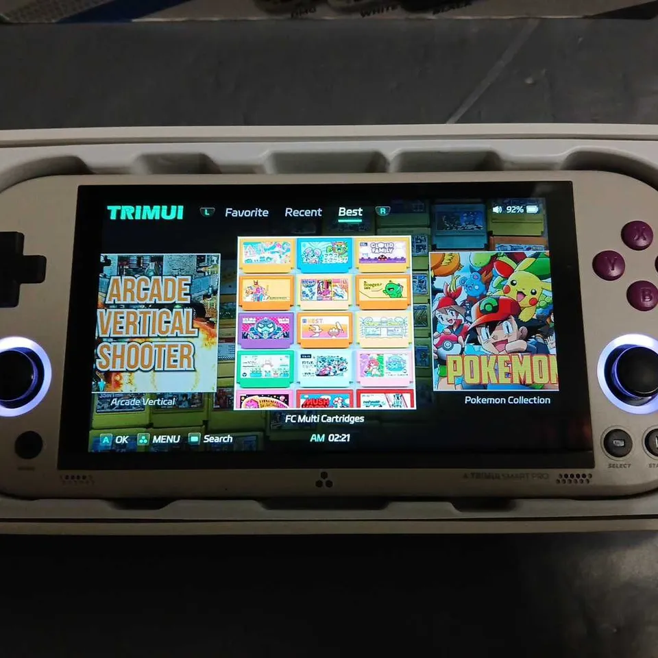 BOXED TRIMUI SMART PRO HANDHELD GAME CONSOLE