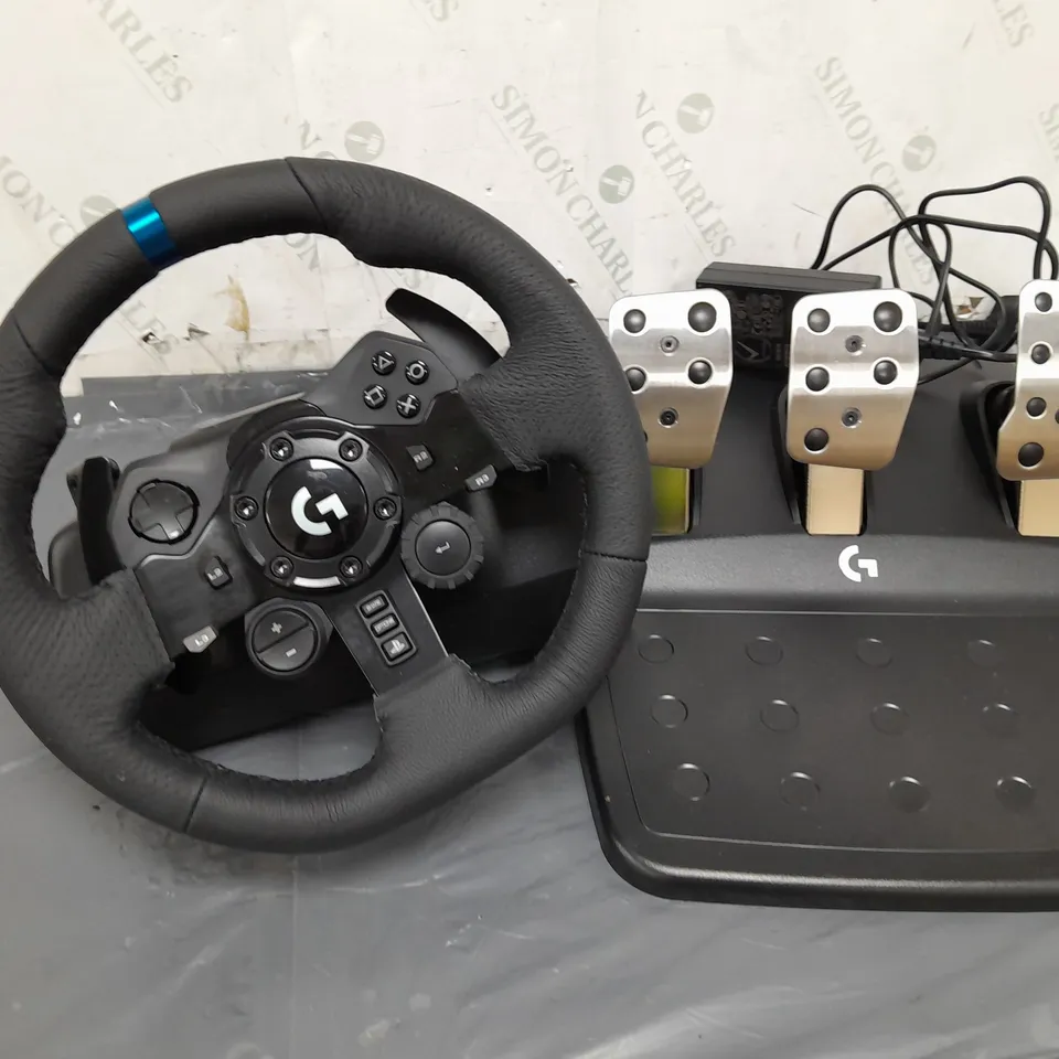LOGITECH G923 RACING WHEEL
