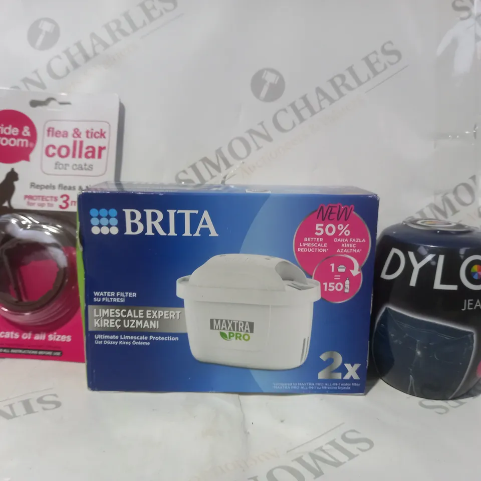 APPROXIMATELY 10 ASSORTED HOUSEHOLD ITEMS TO INCLUDE BRITA WATER FILTER, DYLON ALL-IN-1 FABRIC DYE, FLEA & TICK COLLAR, ETC