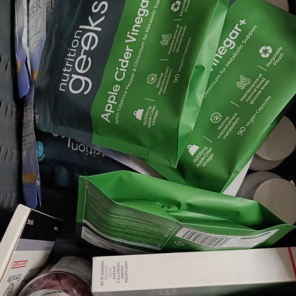 APPROXIAMTELY 10 ASSORTED HEALTH PRODUCTS TO INCLUDE APPLE CIDER VINEGAR, PEDIA SHAKE, MULTIVITAMINS ETC 