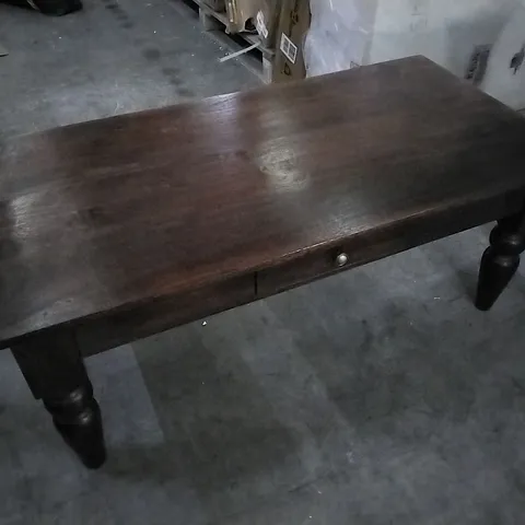 COFFEE TABLE WITH STORAGE DRAW