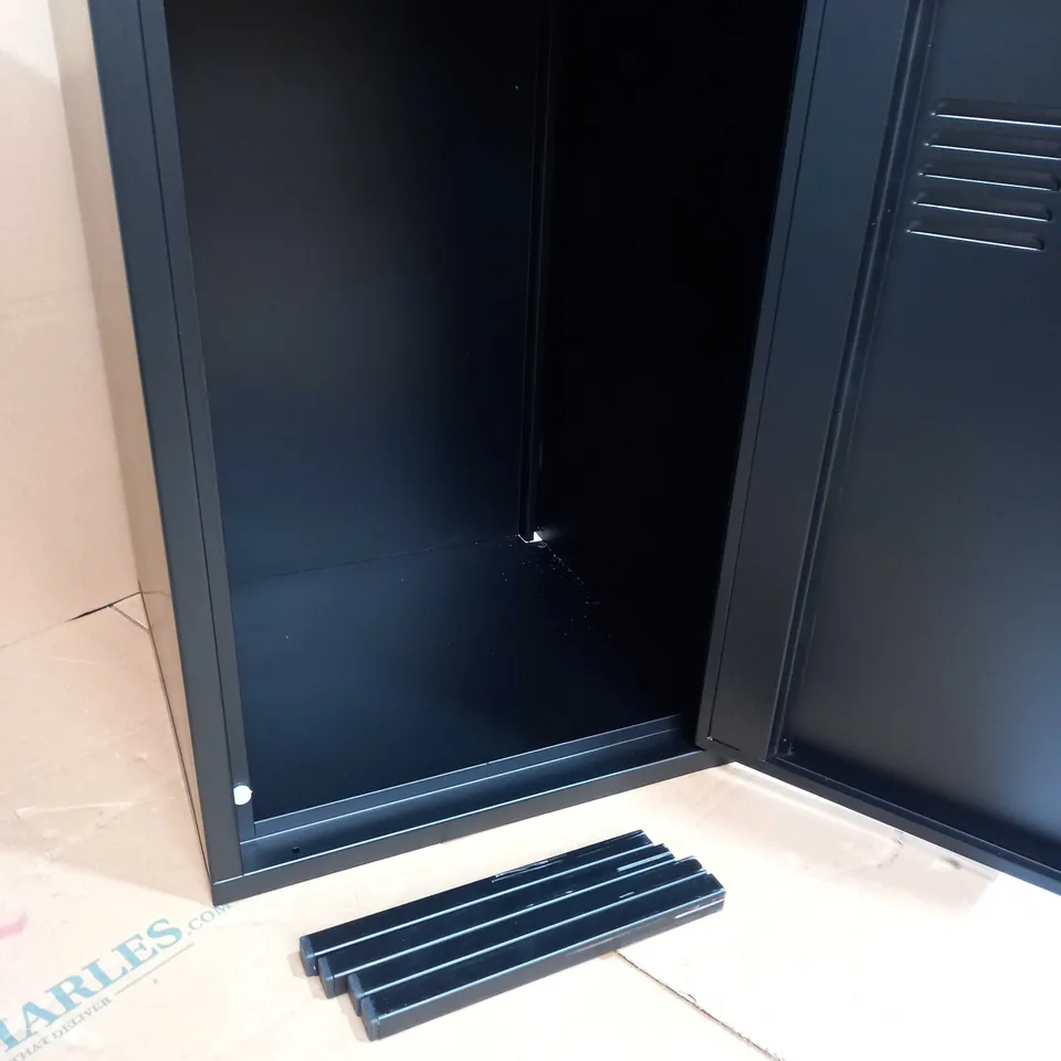 BUNDLEBERRY METAL STORAGE LOCKER - BLACK