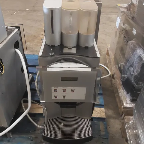 FRANKE SPECTRA VETRO 8 COMMERCIAL COFFEE MACHINE