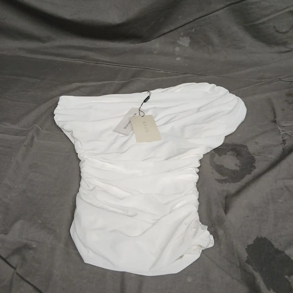 KAIIA SLINKY OFF SHOULDER TOP IN WHITE SIZE 8