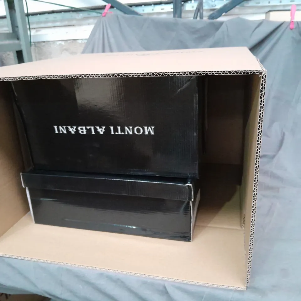 APPROXIMATELY 5 BOXED PAIRS OF MENS COFFEE COLOUR SHOES 