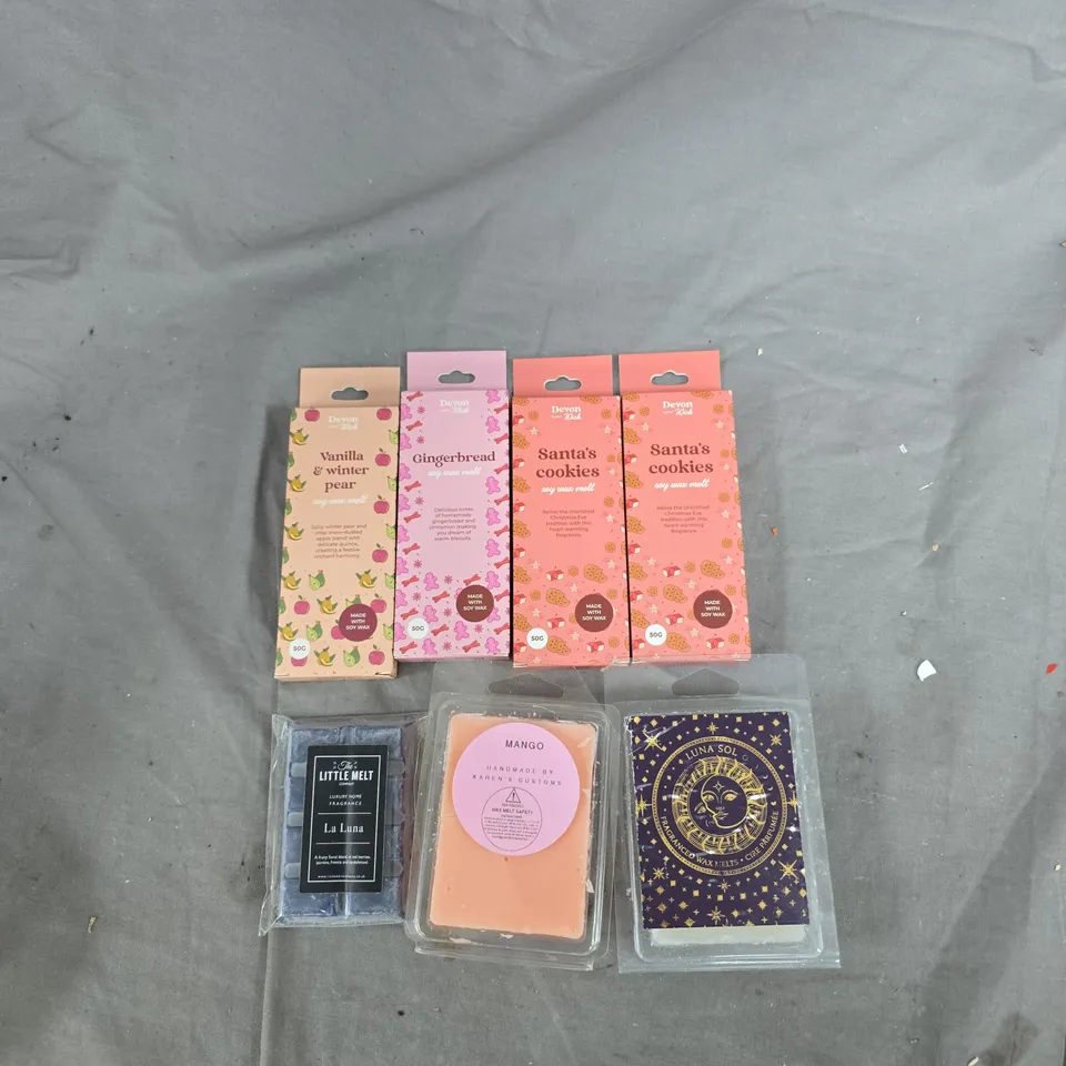 APPROXIMATELY 7 ASSORTED WAX MELTS