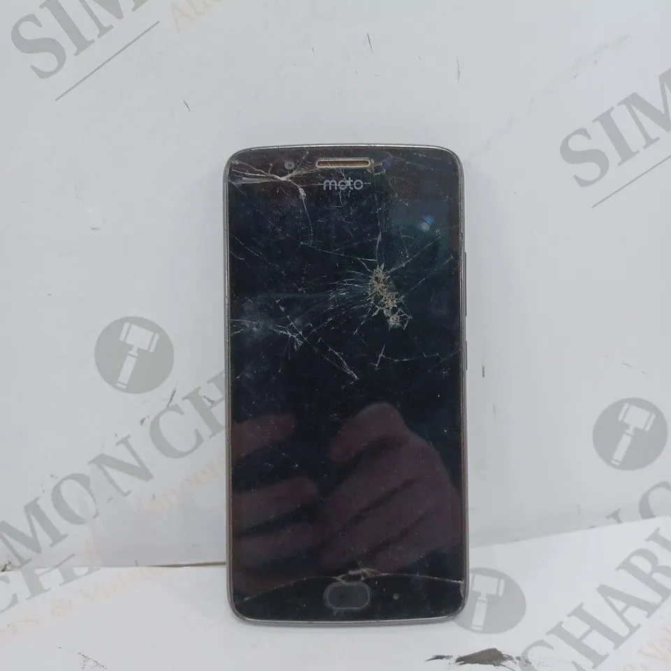 MOTOROLA MTOT G5 PHONE IN GREY