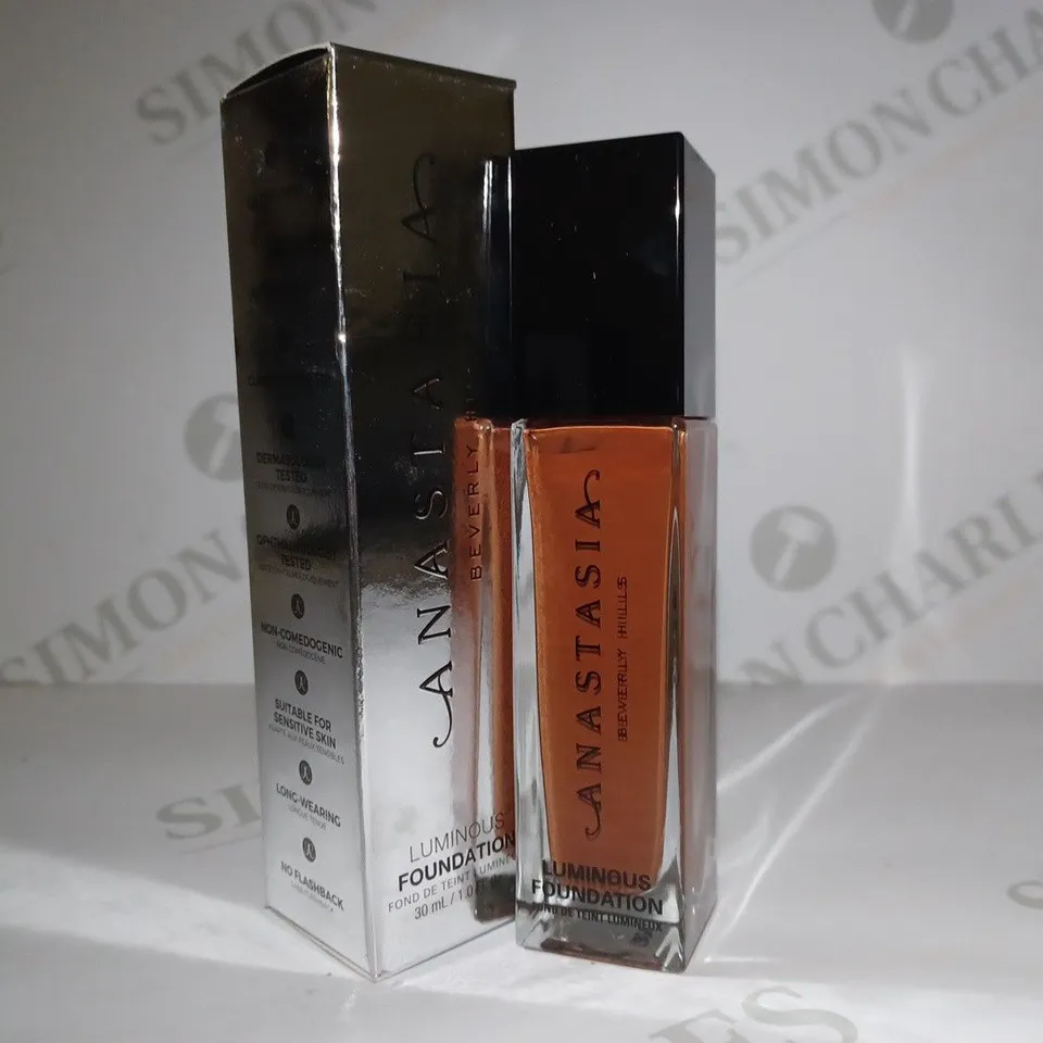 LOT OF 4 X 30ML ANASTASIA BEVERLY HILLS LUMINOUS FOUNDATION - 550W