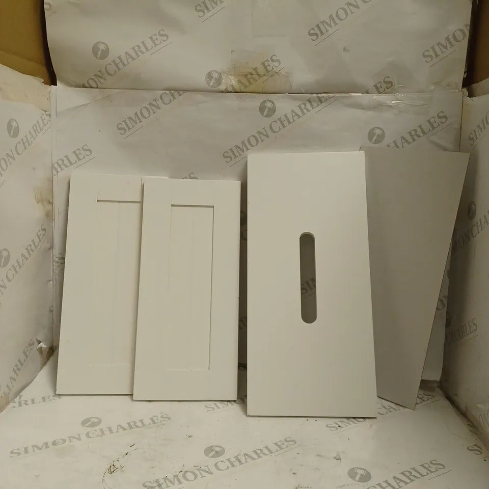 BOXED MINI STORAGE WOODEN BOX. 