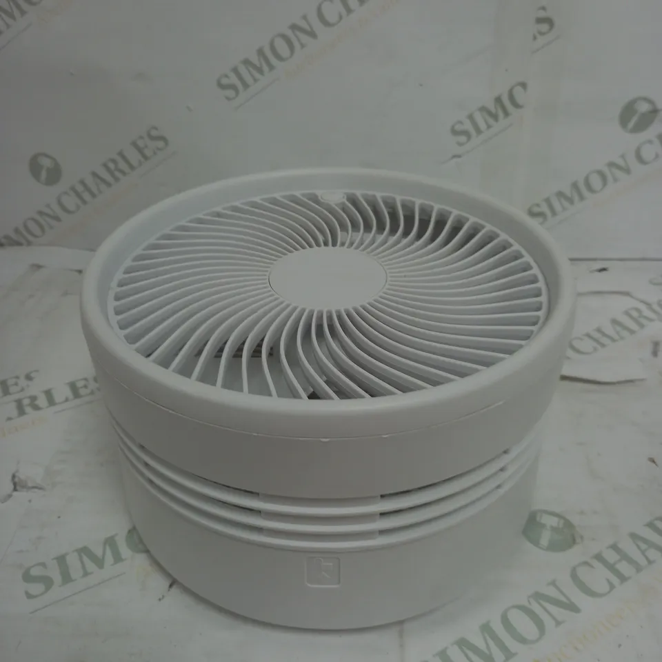 BELL & HOWELL OSCILLATING FOLDING RECHARGEABLE FAN IN WHITE