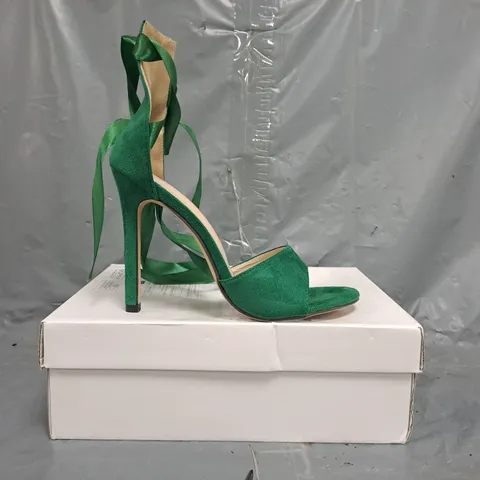 BOXED PAIR OF UNBRANDED OPEN TOE STILETTO HEELS IN GREEN SIZE EU 38