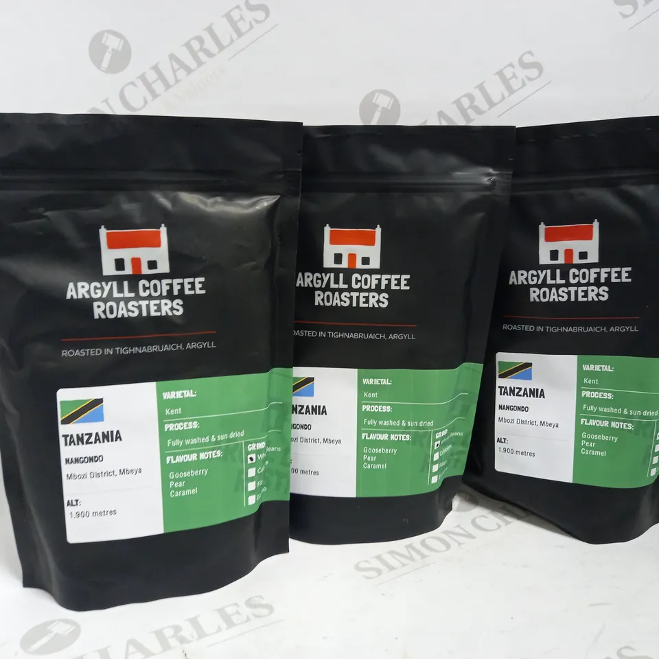 LOT OF APPROXIMATELY 4KG COFFEE BEANS