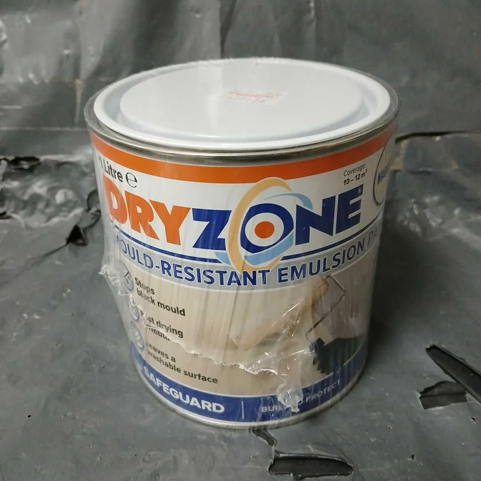 SAFEGUARD DRYZONE MOULD RESISTANT EMULSION PAINT IN MAGNOLIA (1L) - COLLECTION ONLY