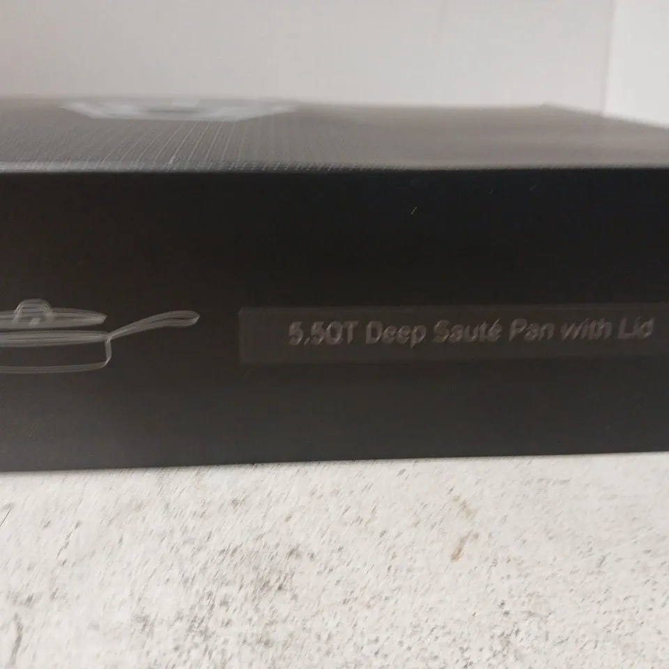 BOXED HEXCLAD 5.5 QT DEEP SAUTÉ PAN WITH LID