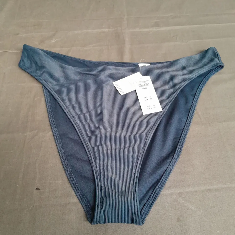 ABERCROMBIE BLUE SWIMSUIT PANTS - LARGE