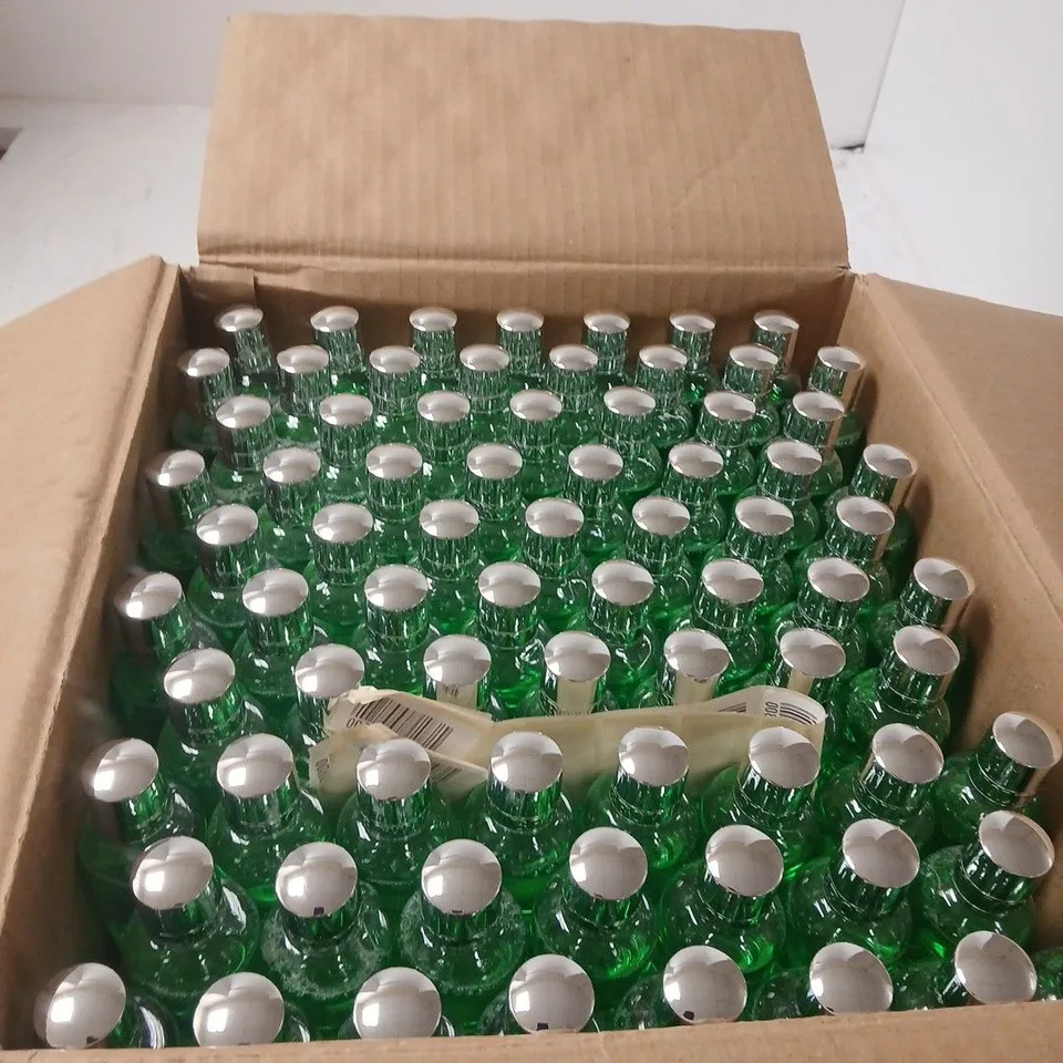 BOX OF APPROXIMATELY 150 X MOLTEN BROWN FRESHMINT MOUTHWASH - 50ML