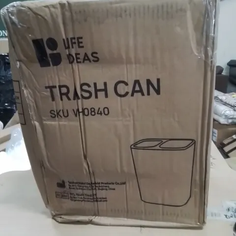 BOXED TRASH CAN 