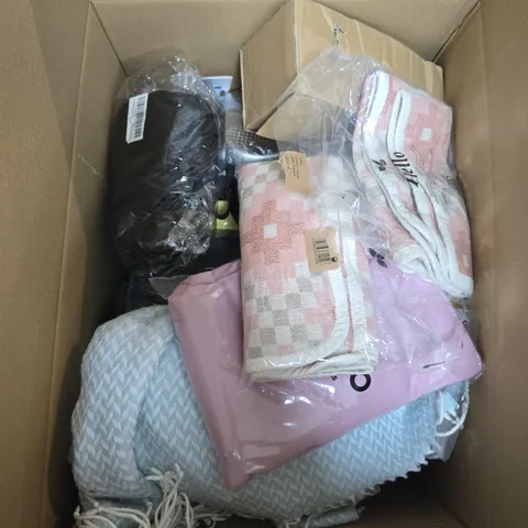 APPROXIMATELY 15 ASSORTED HOUSEHOLD PRODUCTS TO INCLUDE BUTTER SQUSHIES, BED SHEETS AND WATER BOTTLES