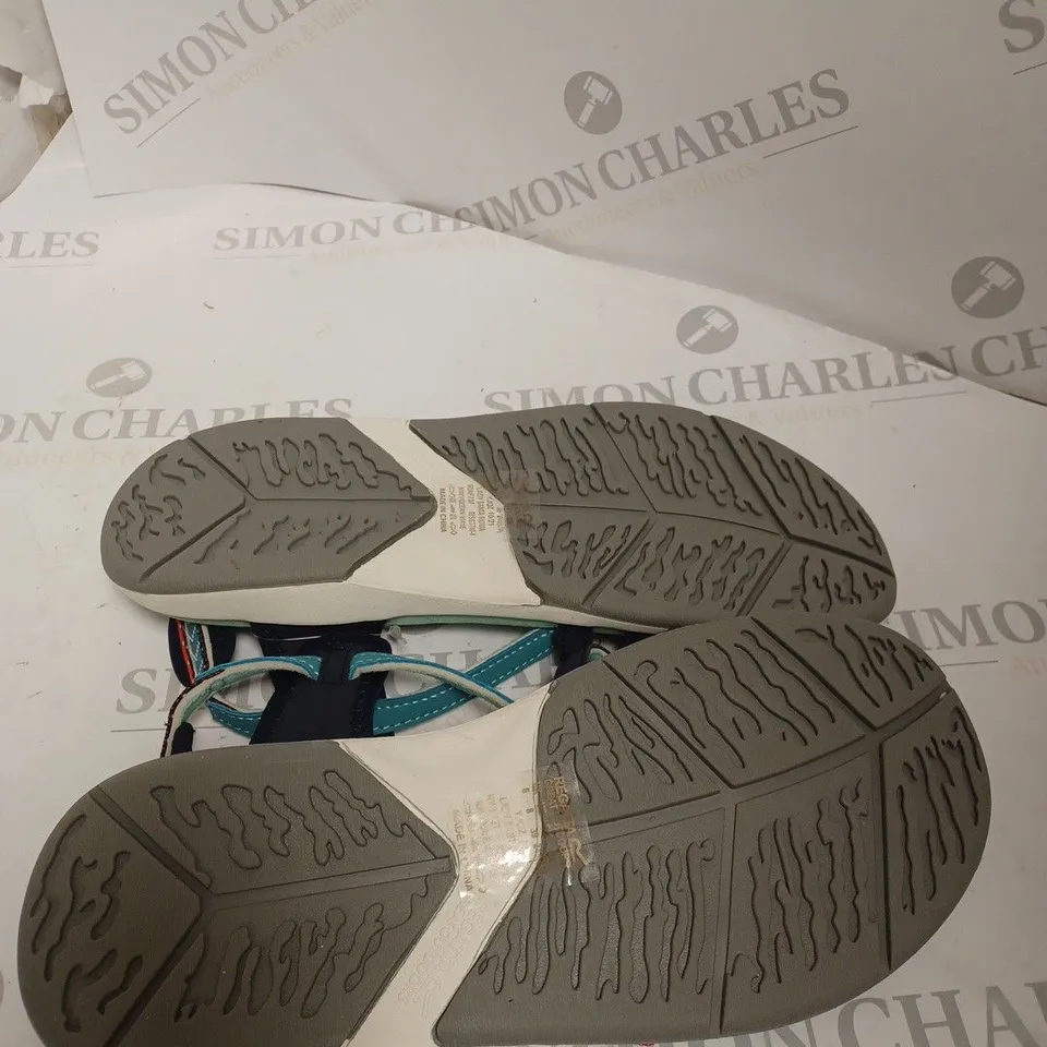 REGATTA LADY SANTA ROMA SANDALS SIZE 6