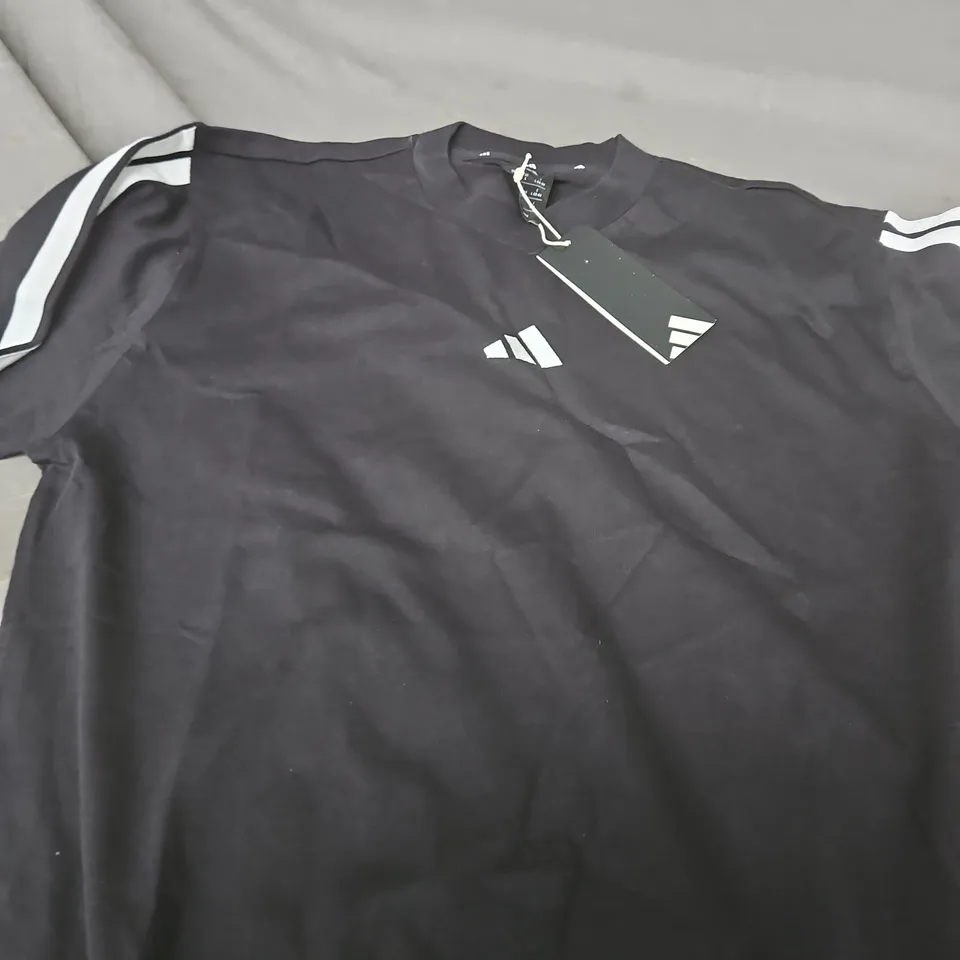 ADIDAS BLACK T-SHIRT – MEN'S LARGE 