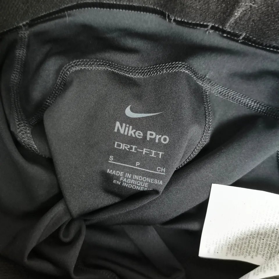 NIKEPRO WOMENS BOTTOMS IN BLACK - SMALL