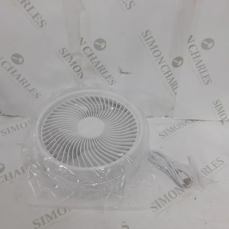 BOXED BELL & HOWELL RECHARGEABLE EXTENDABLE DESK & FLOOR FAN, WHITE