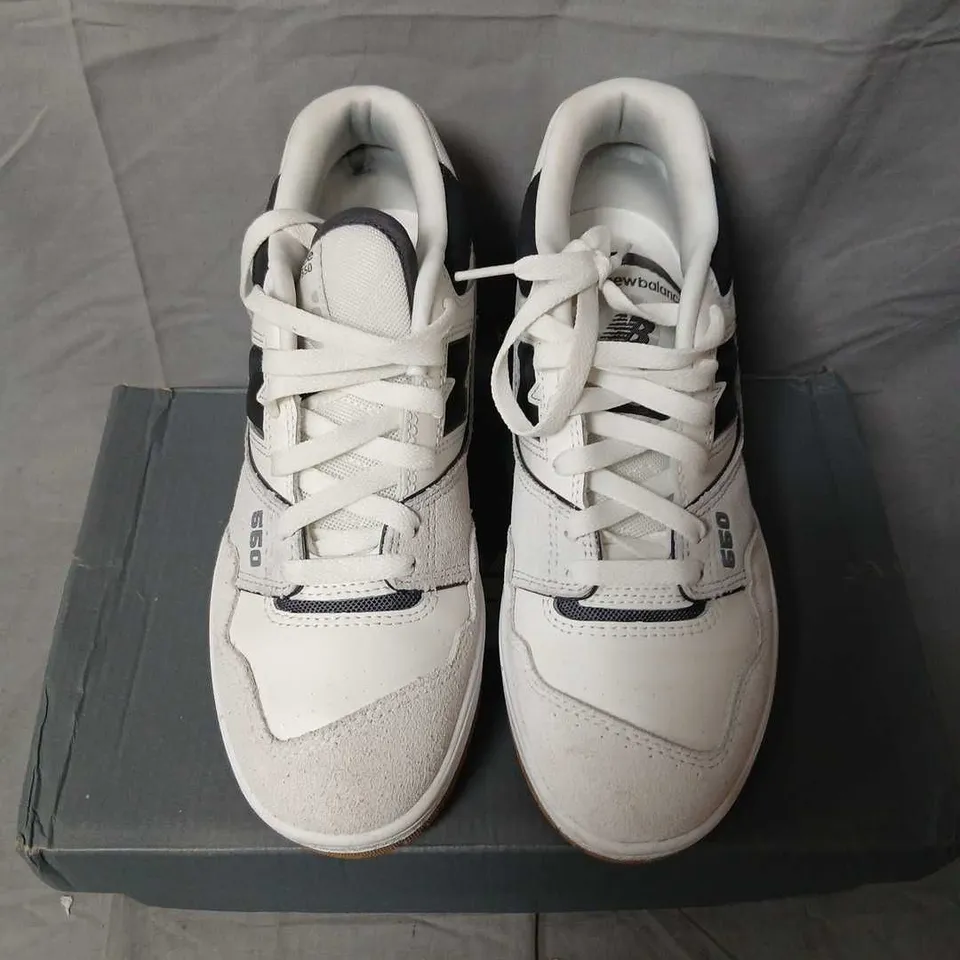 NEW BALANCE 550 SNEAKERS – WHITE/GREY – MEN'S US9 (UK 7, EUR 40½)