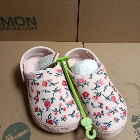 PAIR OF CROCS CLASSIC CRAFTED FLORAL CLOGS - 3
