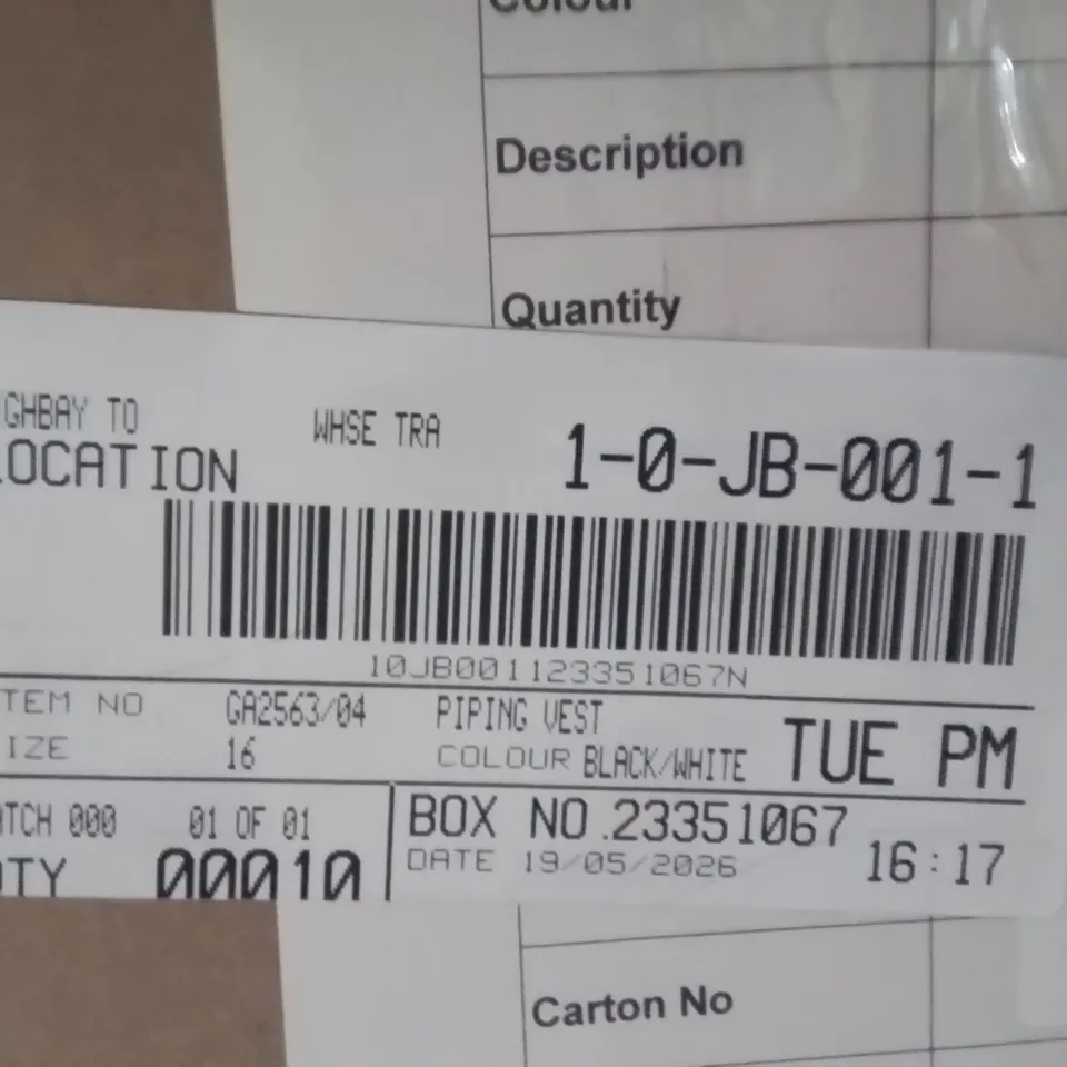 BOXED BRAND NEW APPROXIMATELY 10 SIMPLY BE PIPING VEST BLACK/WHITE SIZE 16
