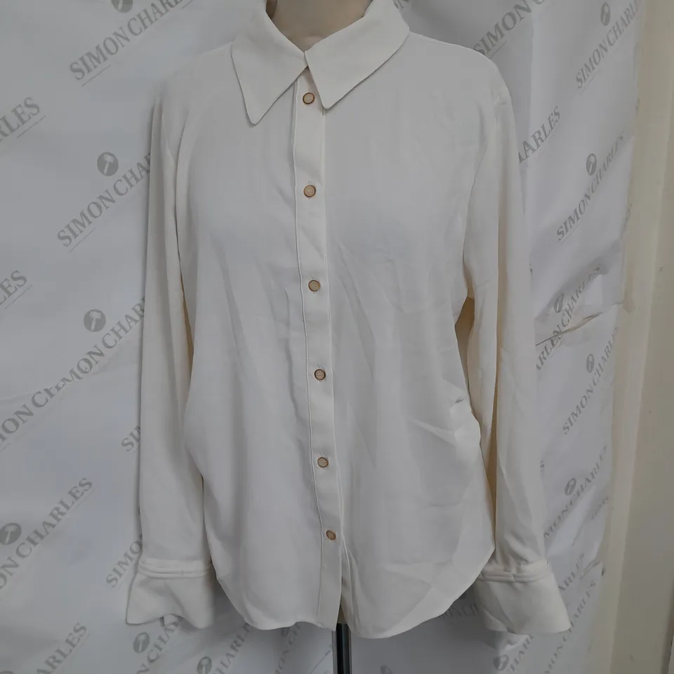 ZARA BUTTON UP CREPE SHIRT IN IVORY SIZE XL