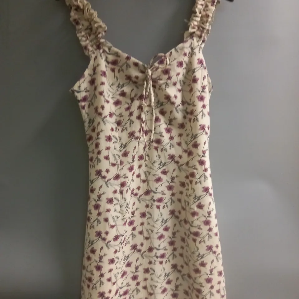 NASTY GAL SHORT SLEEVELESS GYPSY STYLE DRESS CREAM FLORAL PRINT SIZE 6