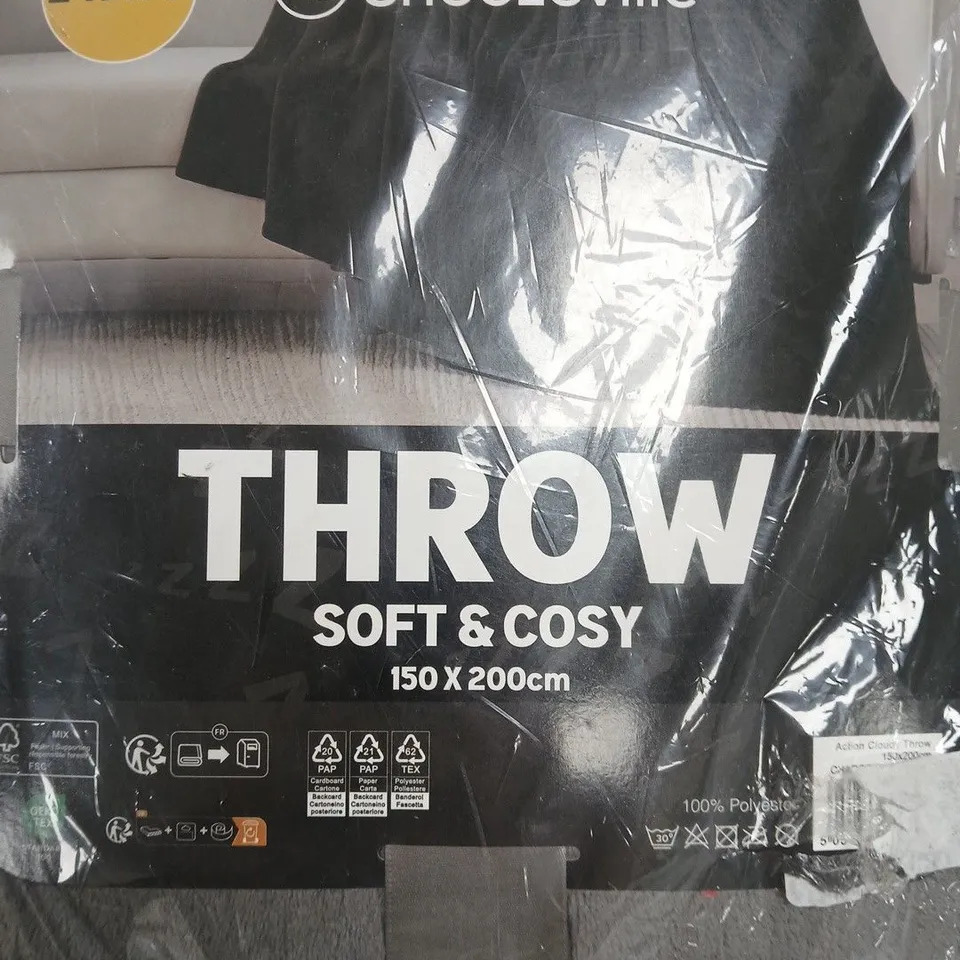 SNOOZEVILLE THROW SOFT & COSY, 150 X 200 CM, 100% POLYESTER