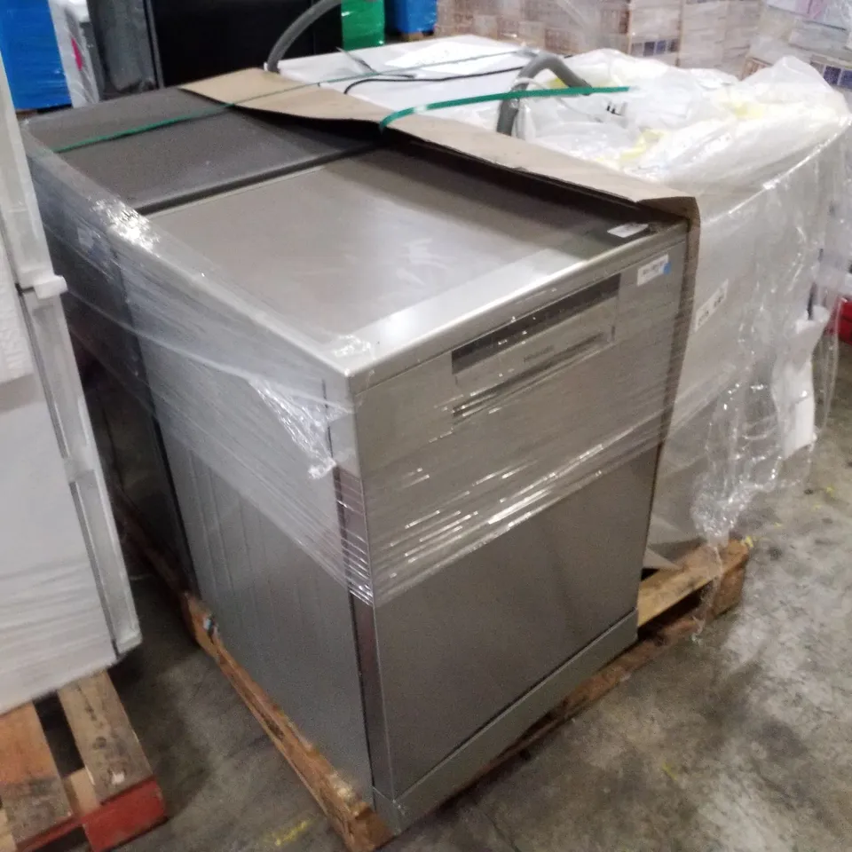 PALLET OF APPROXIMATELY 4 UNPROCESSED RAW RETURN WHITE GOODS TO INCLUDE;