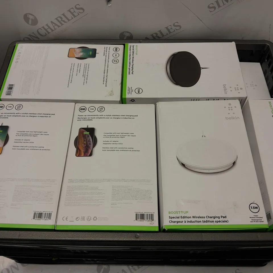 APPROXIMATELY 20 ASSORTED BELKIN BOOST UP SPECIAL EDITION WIRELESS CHARGING PADS (BLACK AND WHITE VARIANTS)