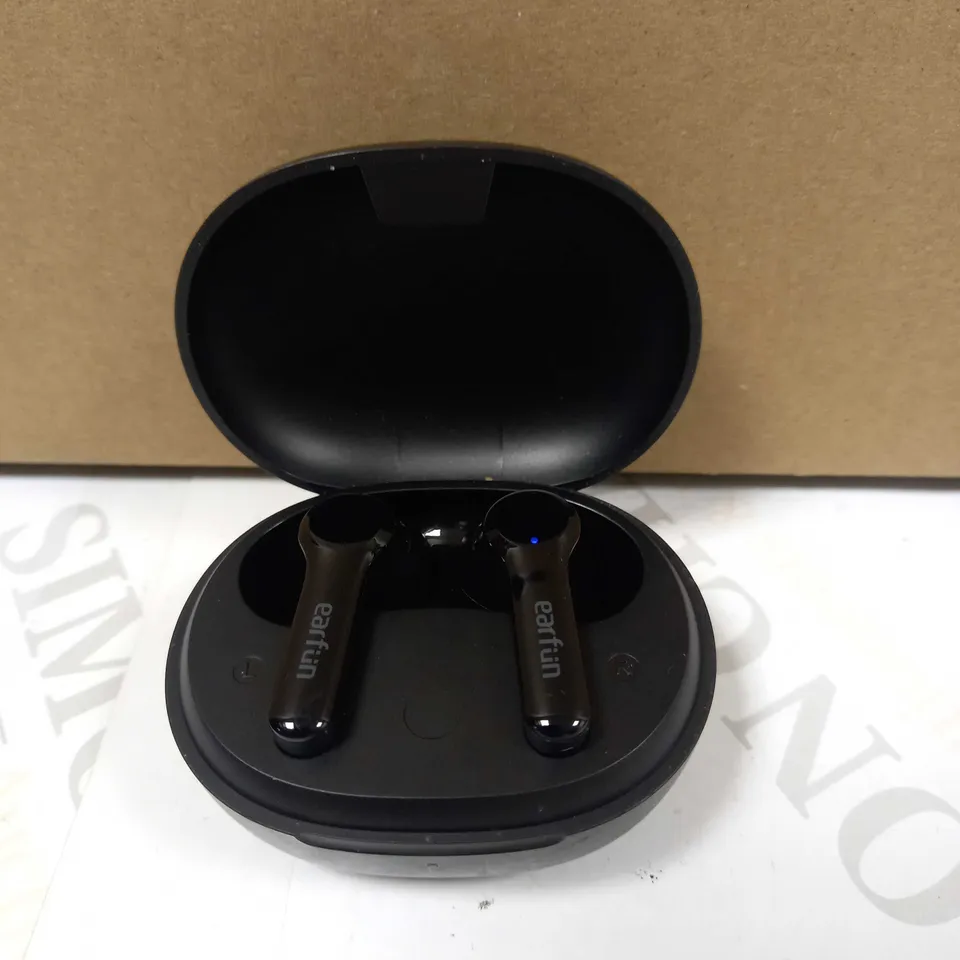 EARFUN WIRELESS EARBUDS 
