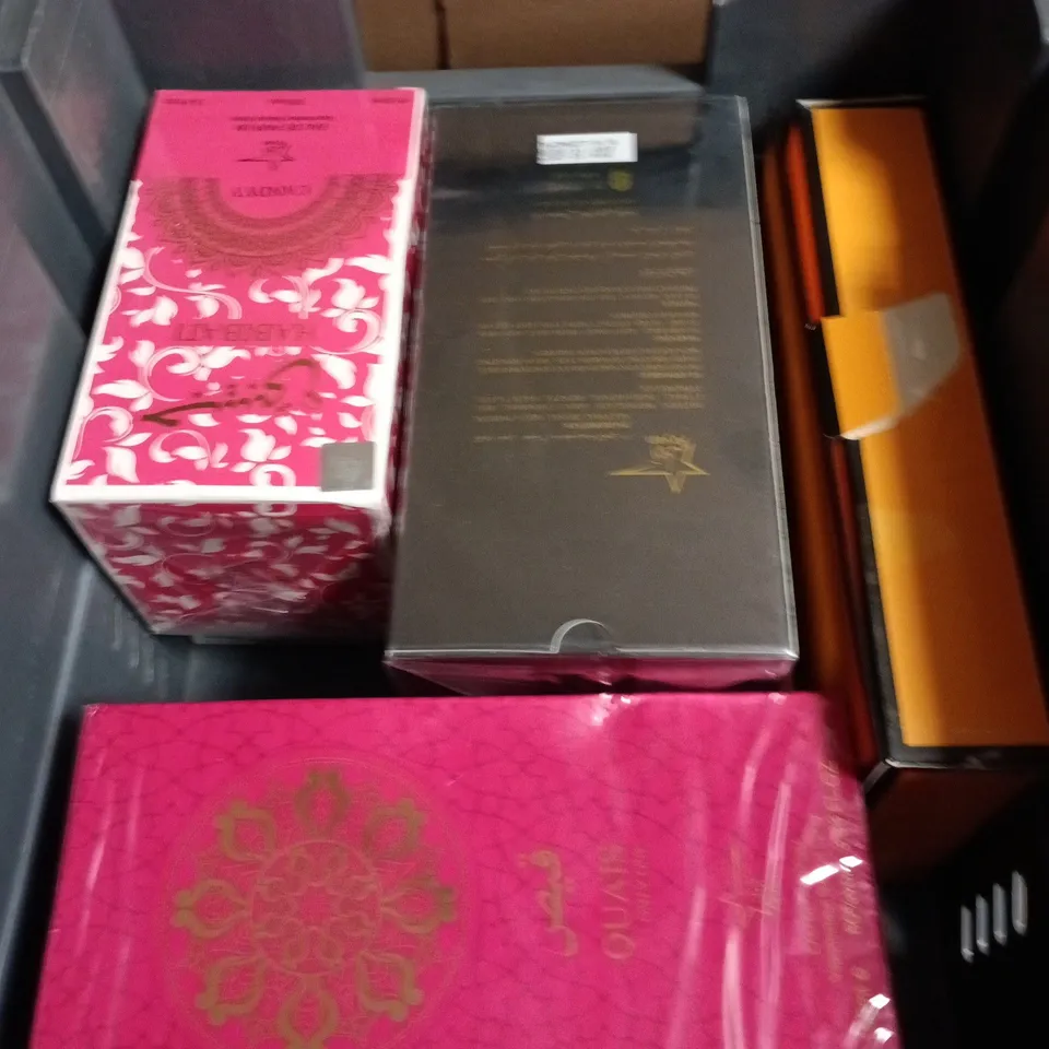 APPROXIMATELY 10 ASSORTED PERFUMES INCLUDING NOTED AROMAS AND THE SCENT RESERVE 