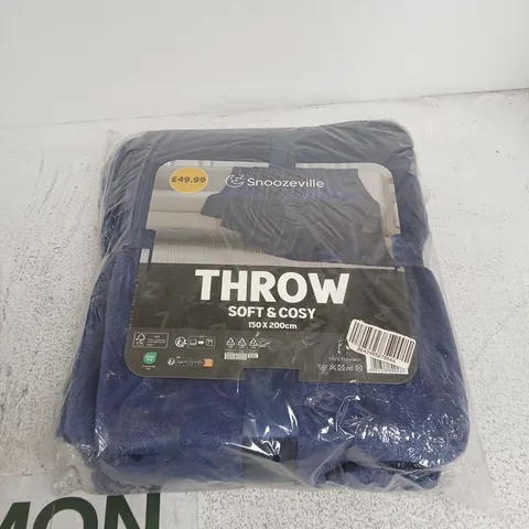 SNOOZEVILLE THROW – SOFT & COZY, 150 X 200 CM