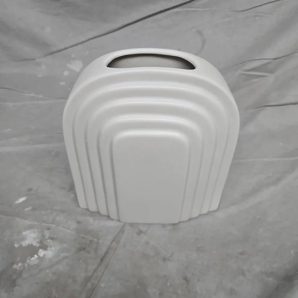 BOXED LIVARNO DECORATIVE VASE