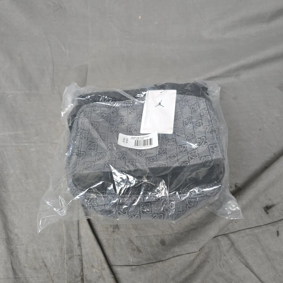 JORDAN MONO MESS BAG IN BLACK/GREY ONE SIZE