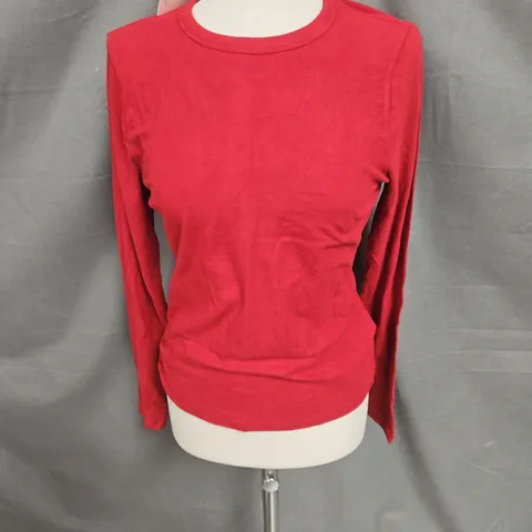 ABERCROMBIE & FITCH LOUNGE TOP IN DEEP RED SIZE M