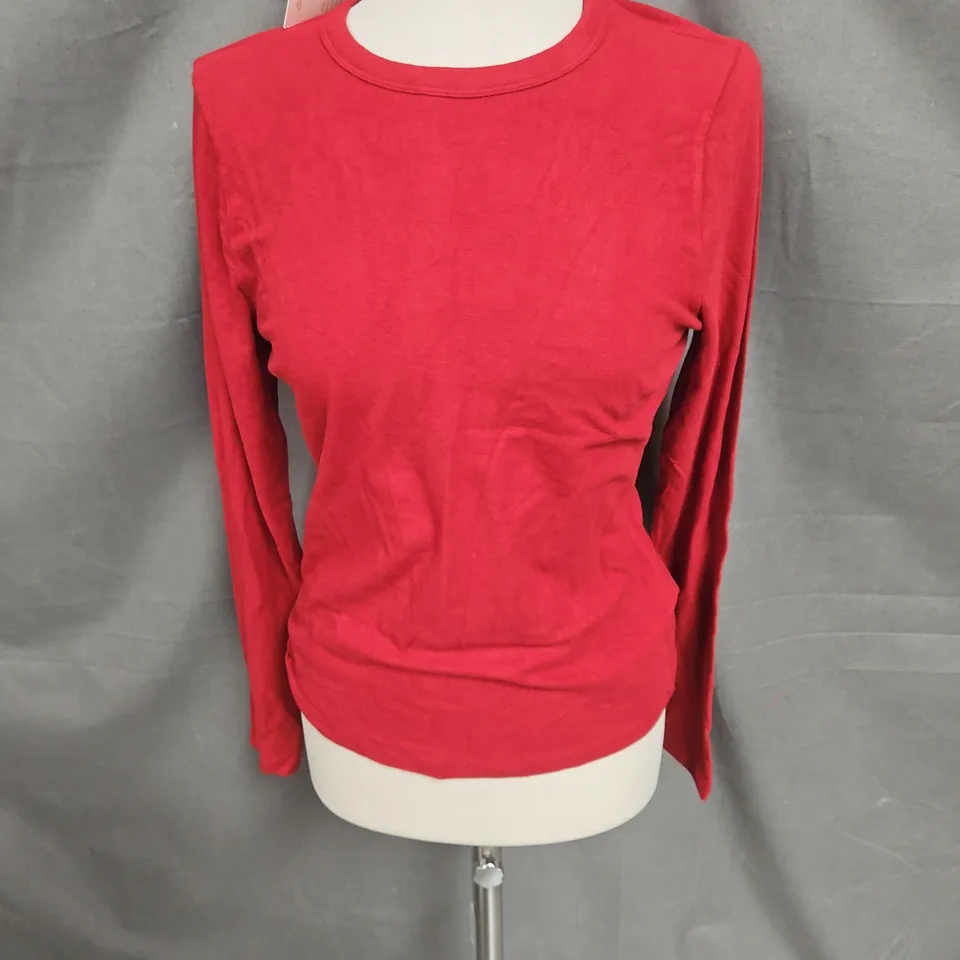 ABERCROMBIE & FITCH LOUNGE TOP IN DEEP RED SIZE M