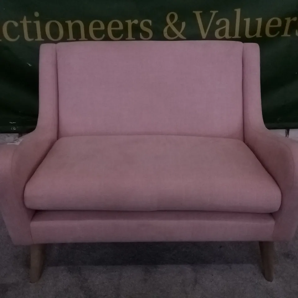 QUALITY DESIGNER LOVESEAT - PINK FABRIC