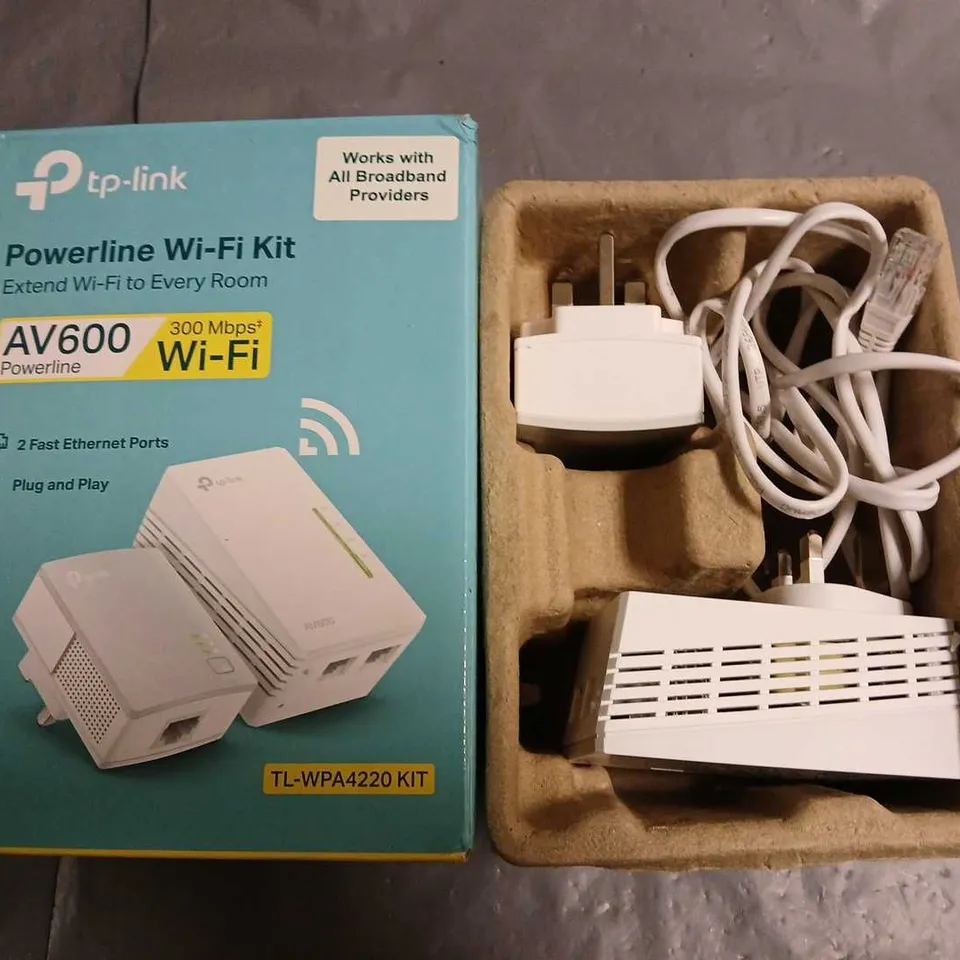 BOXED TP-LINK POWERLINE WI-FI KIT AV600