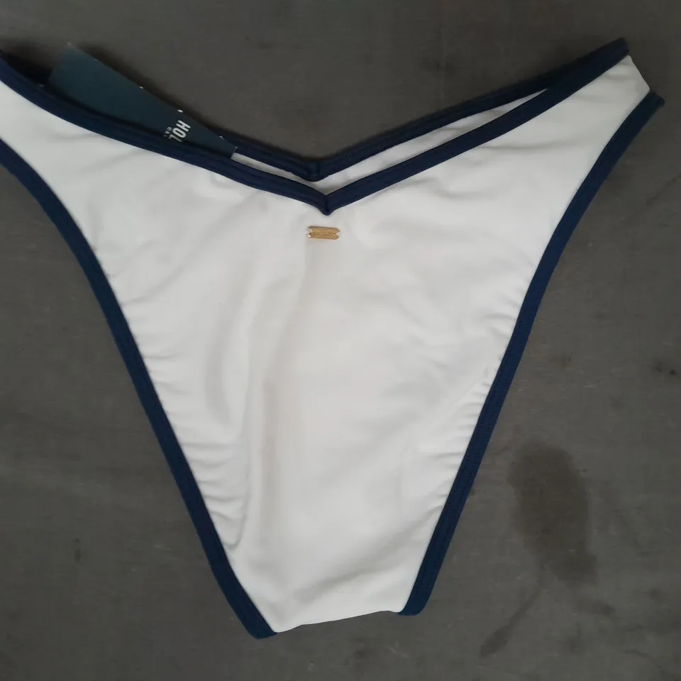 HOLLISTER BIKINI BOTTOMS IN WHITE/BLUE SIZE XS