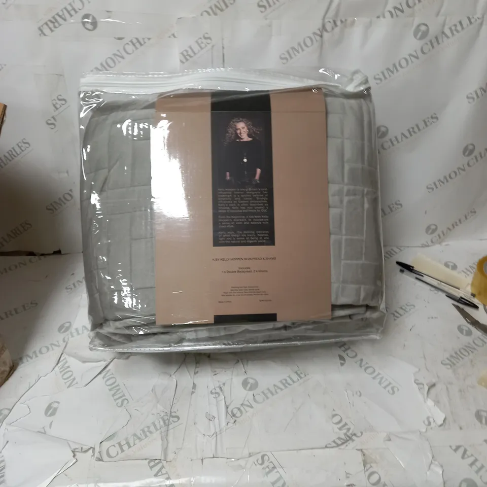 K BY KELLY HOPPEN LUXURY VELVET REVERSIBLE FILLED BEDSPREAD SILVER DOUBLE 