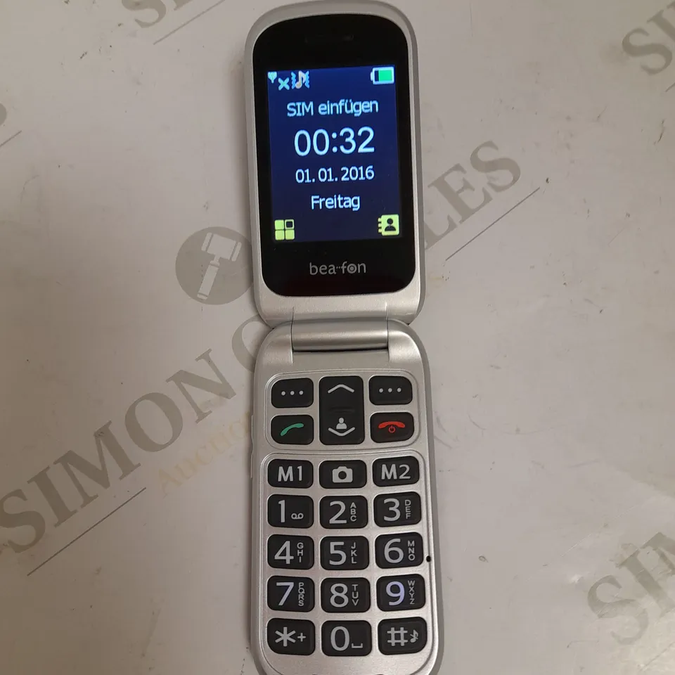 BEAFON SL660 FLIP MOBILE PHONE 