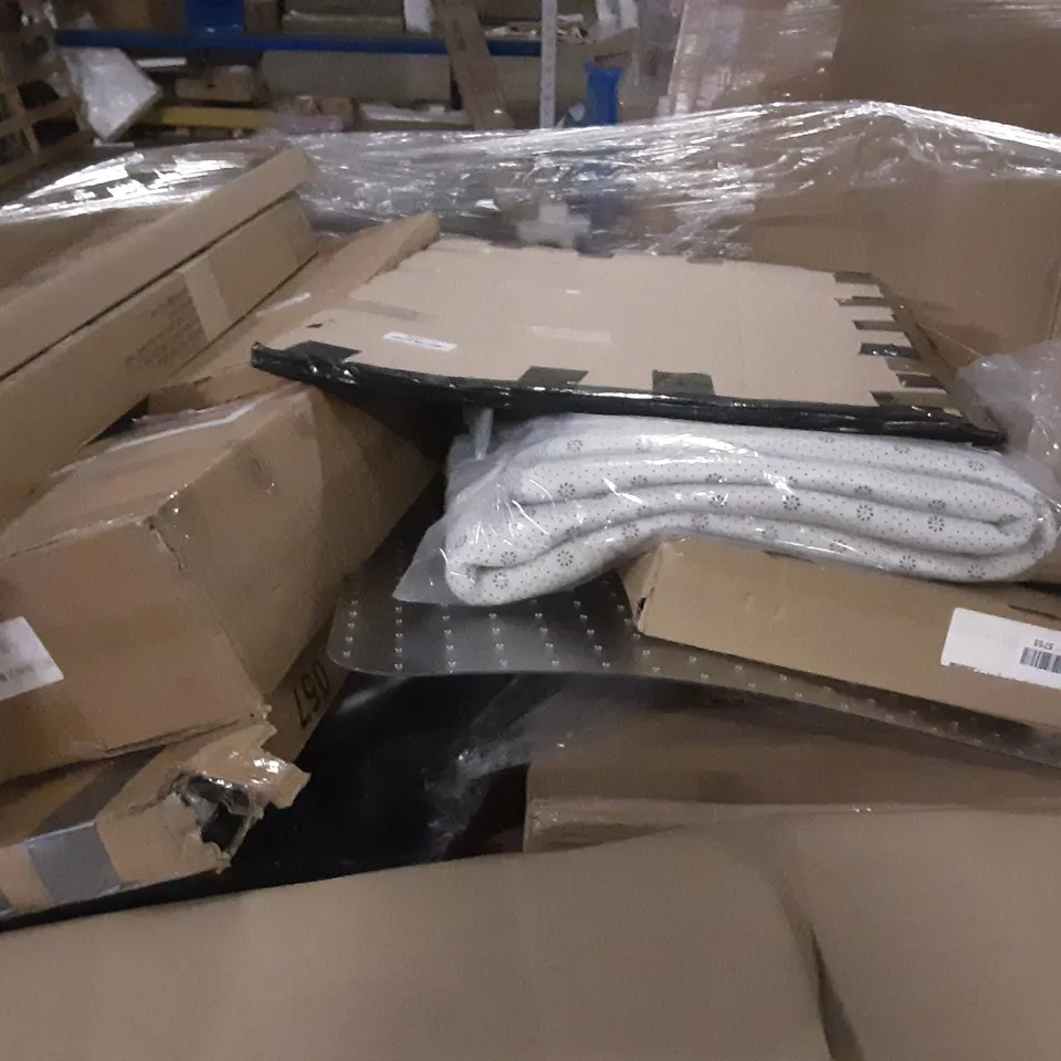 PALLET OF ASSORTED PRODUCTS INCLUDING MEERVEIL WALL COAT RACKS, DOUBLE RAIL CLOTHES RACK, KUYAL CHAIR MAT, LAUNDRY HAMPER, JUDGE NON-STICK TABLE GRILL, WINDOW REGULATOR FRONT