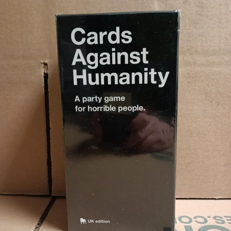 CARDS AGAINST HUMANITY – UK EDITION