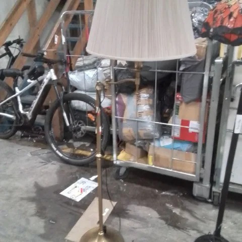 FLOOR LAMP WITH LIGHT SHADE 