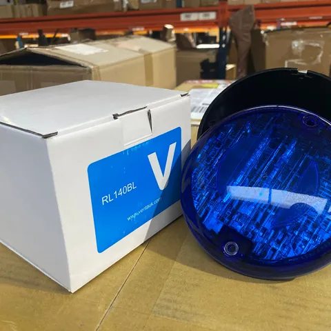BOX OF 20 BRAND NEW 140MM BLUE LED LAMPS 12/24V